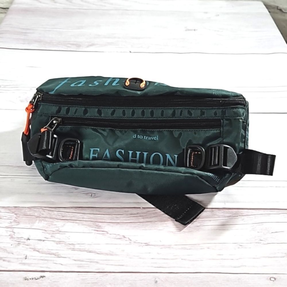 Women's Waist Pack For Dog Training